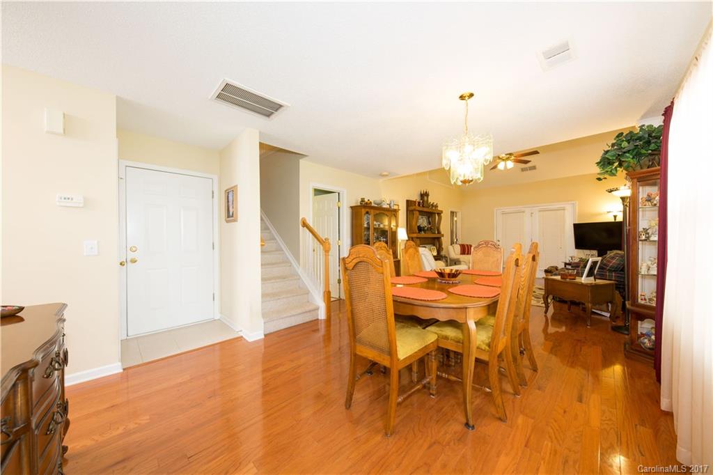 Lexington Commons - Residential