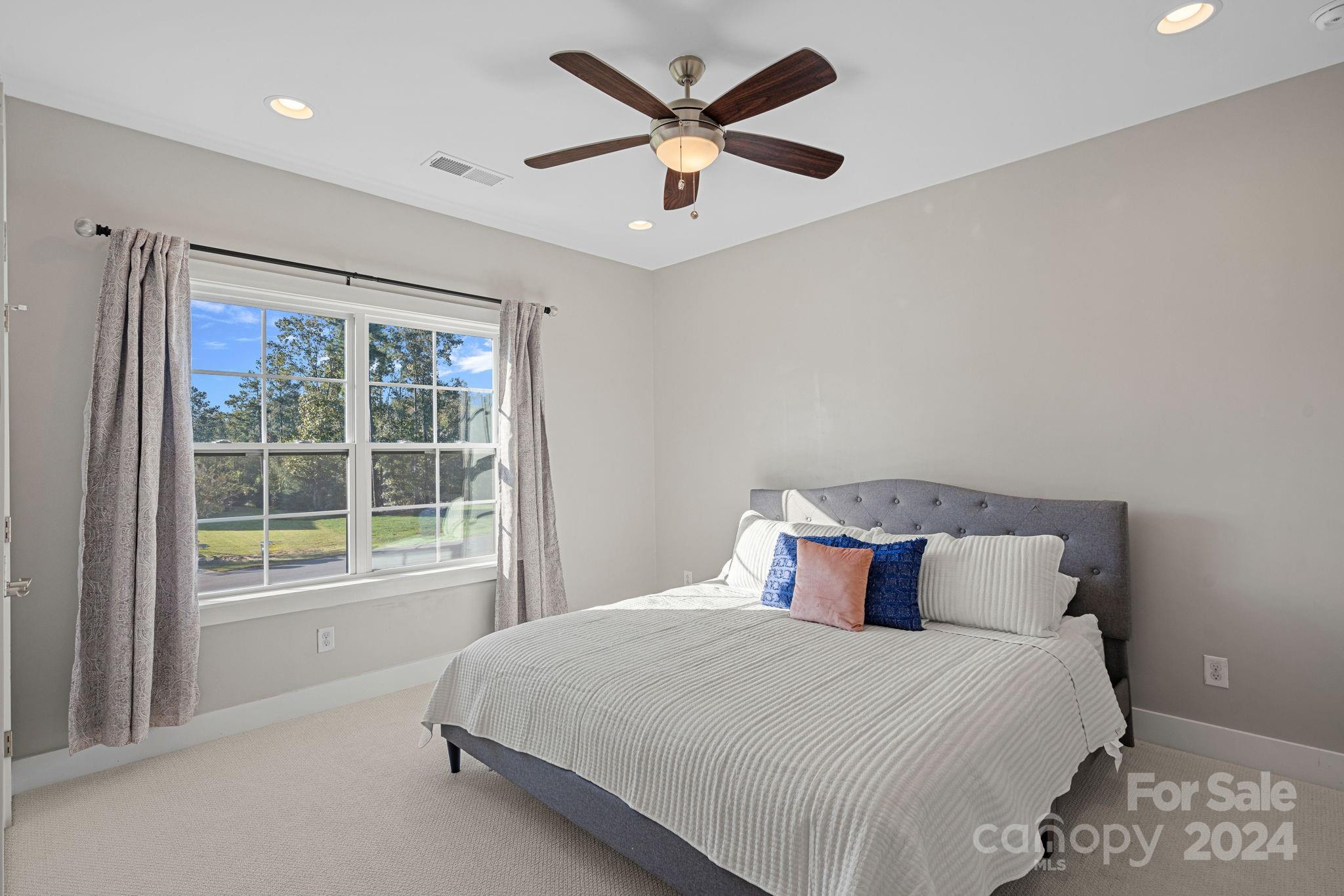 Trinity Ridge - Residential