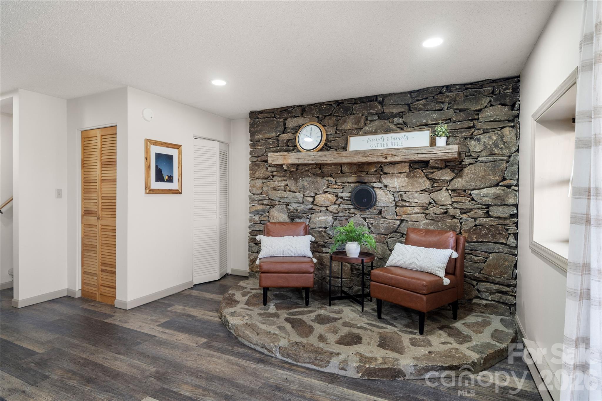 Sequoyah Hills - Residential