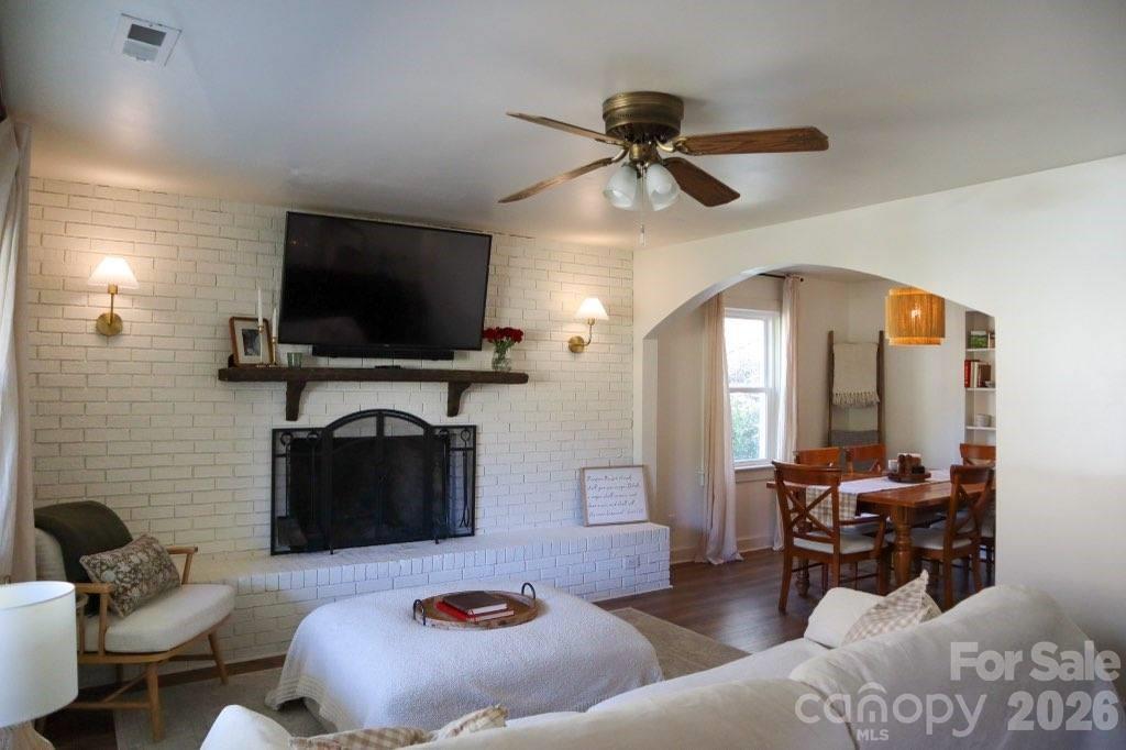 205 Old Fort Road