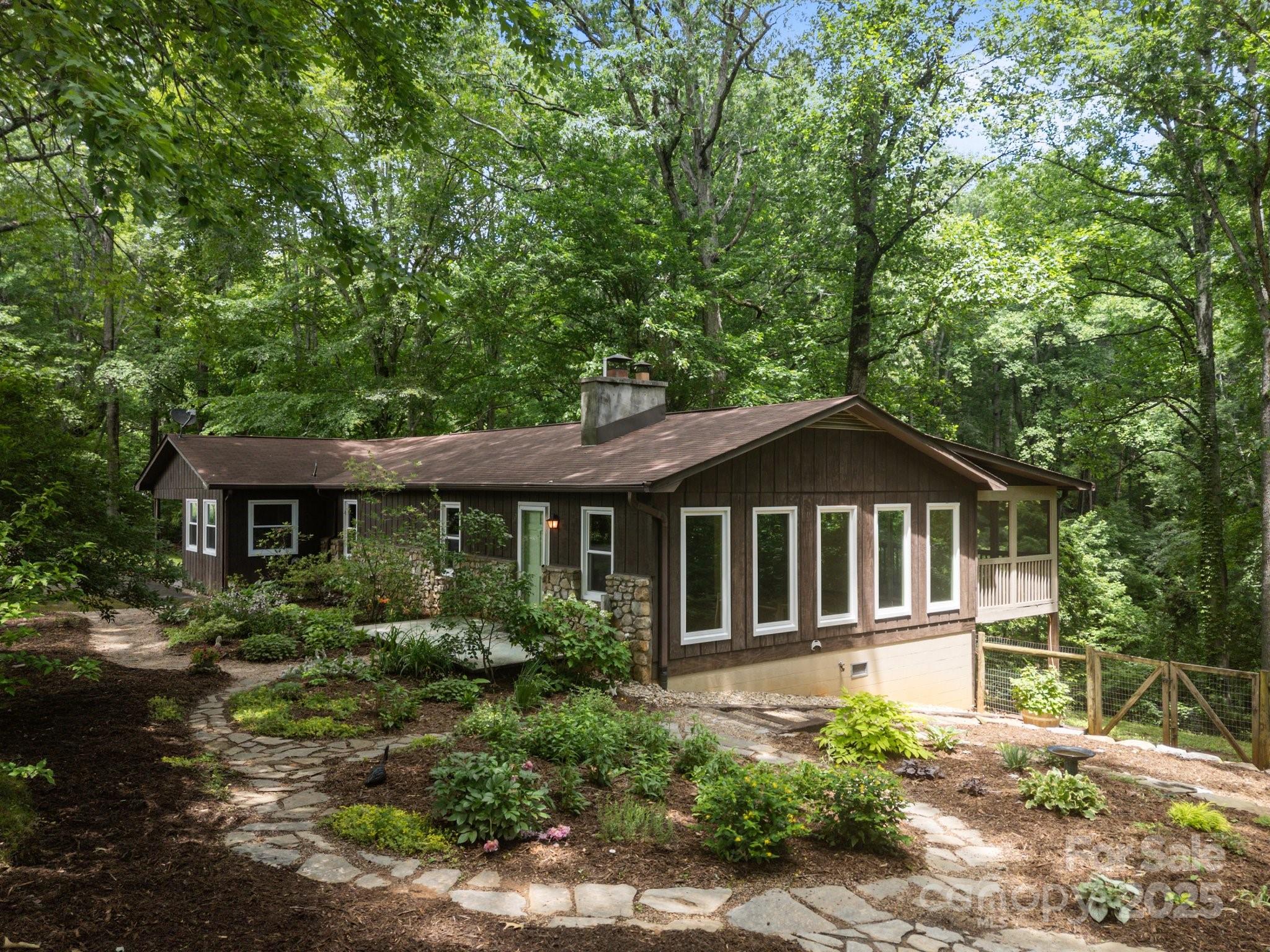 1128 Forest Street