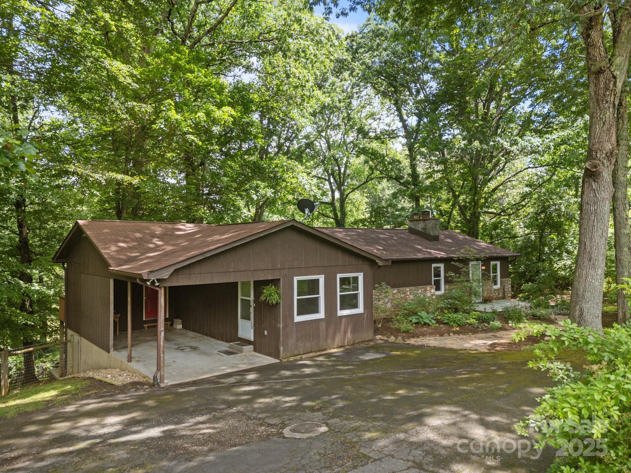 1128 Forest Street