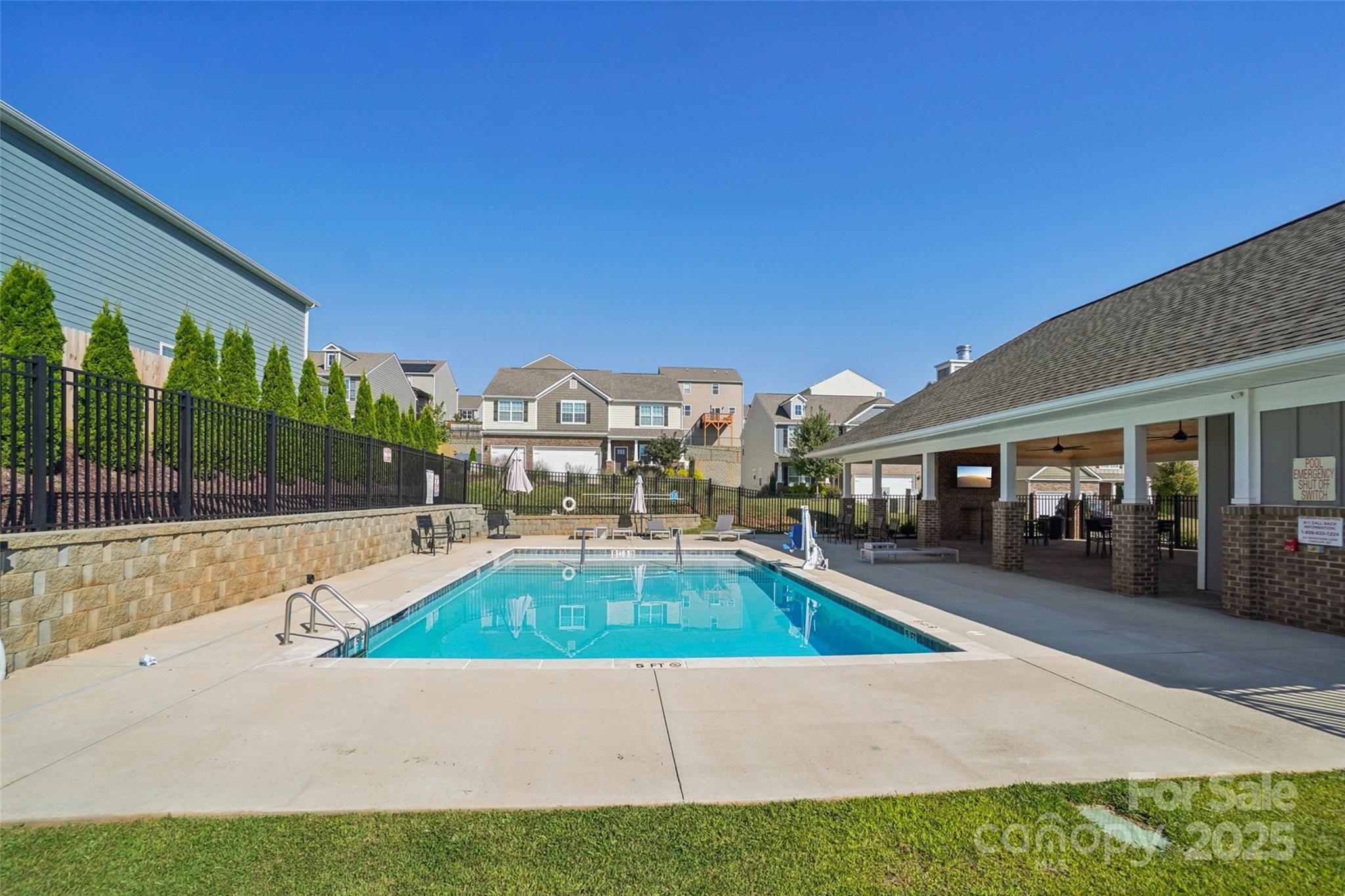 Holbrook Village - Residential