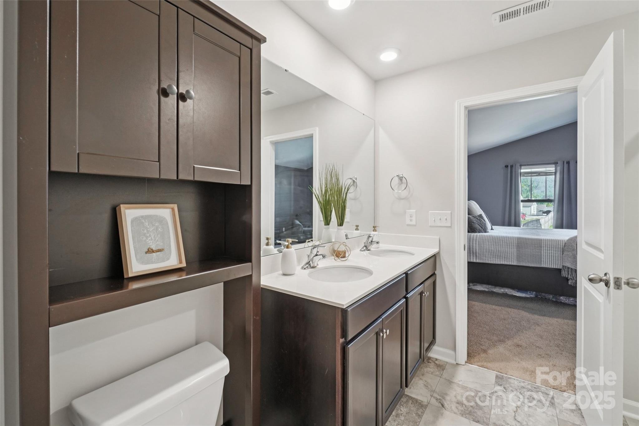 Holbrook Village - Residential