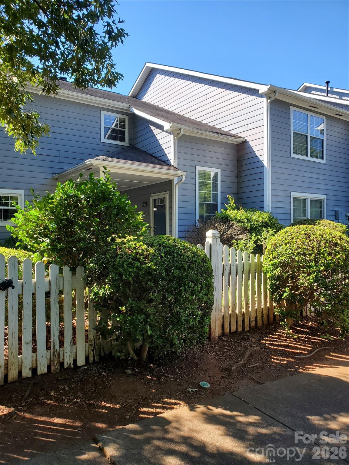 6049 Treetop Court