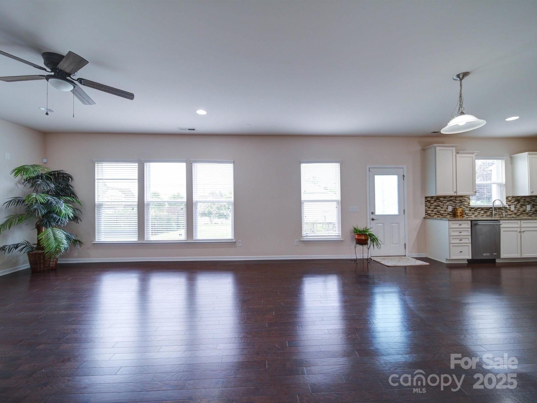 3009 Palm Drive