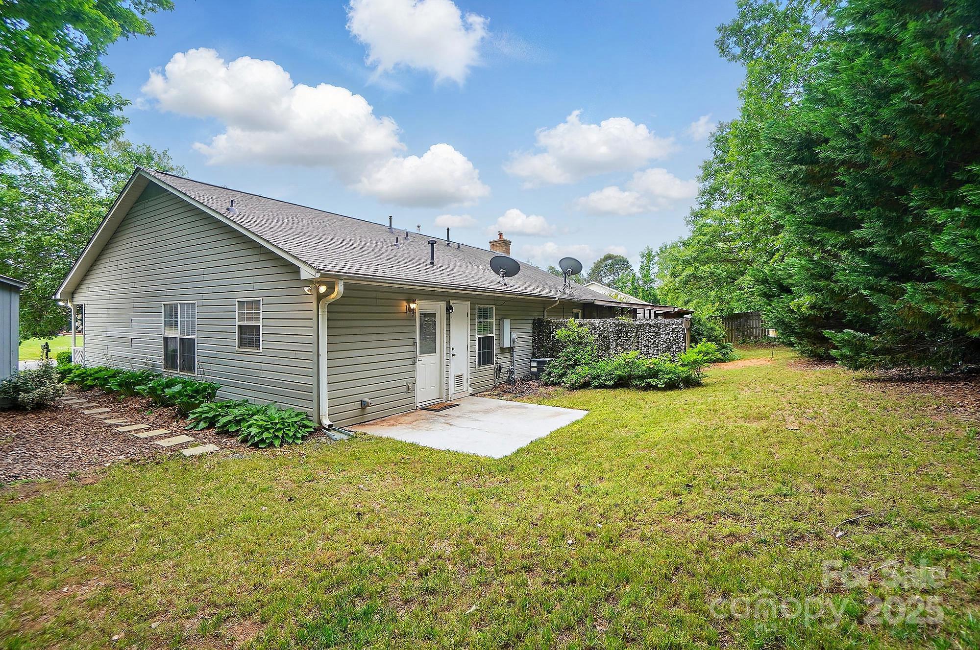 Huntington Place - Residential