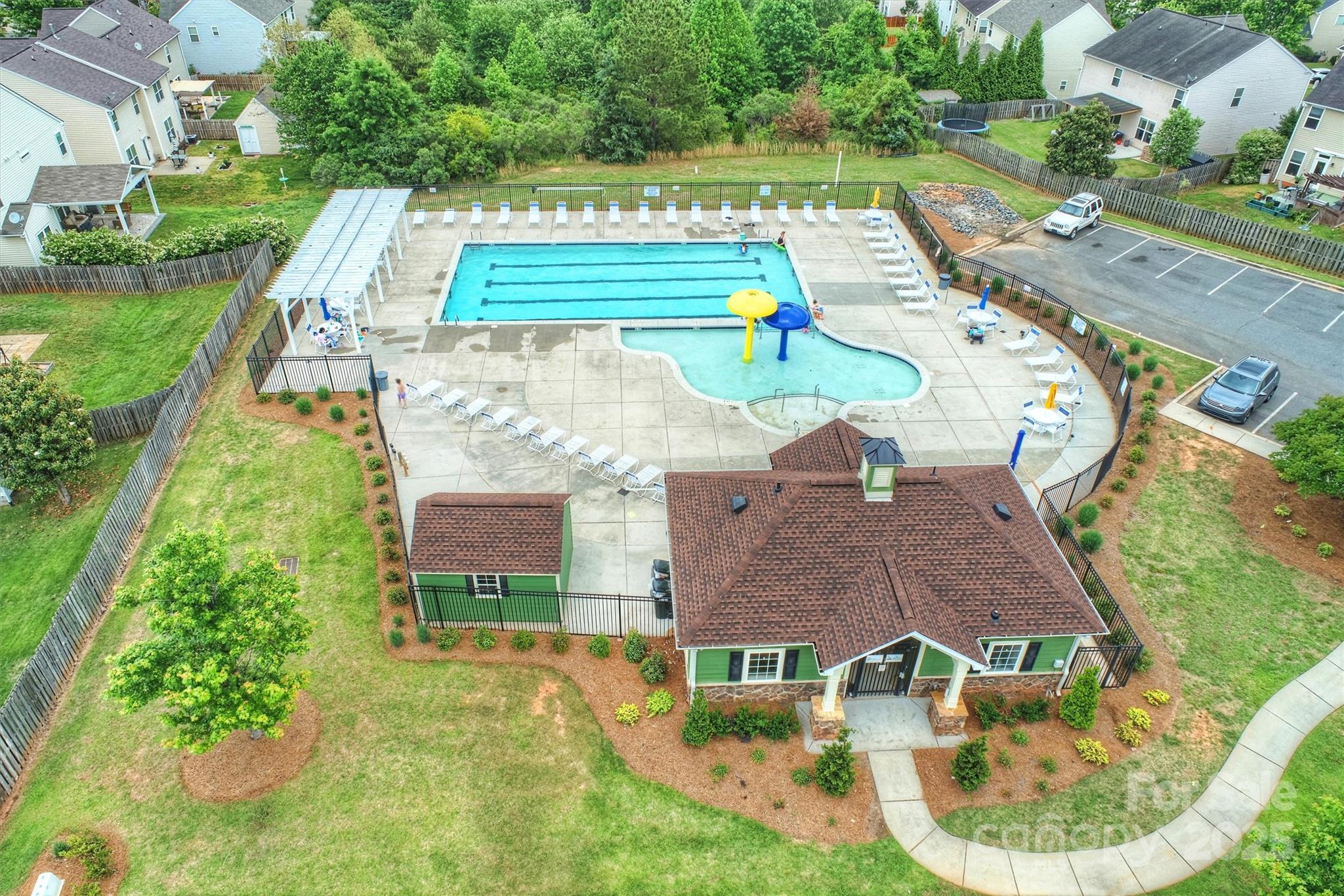 Almond Glen - Residential