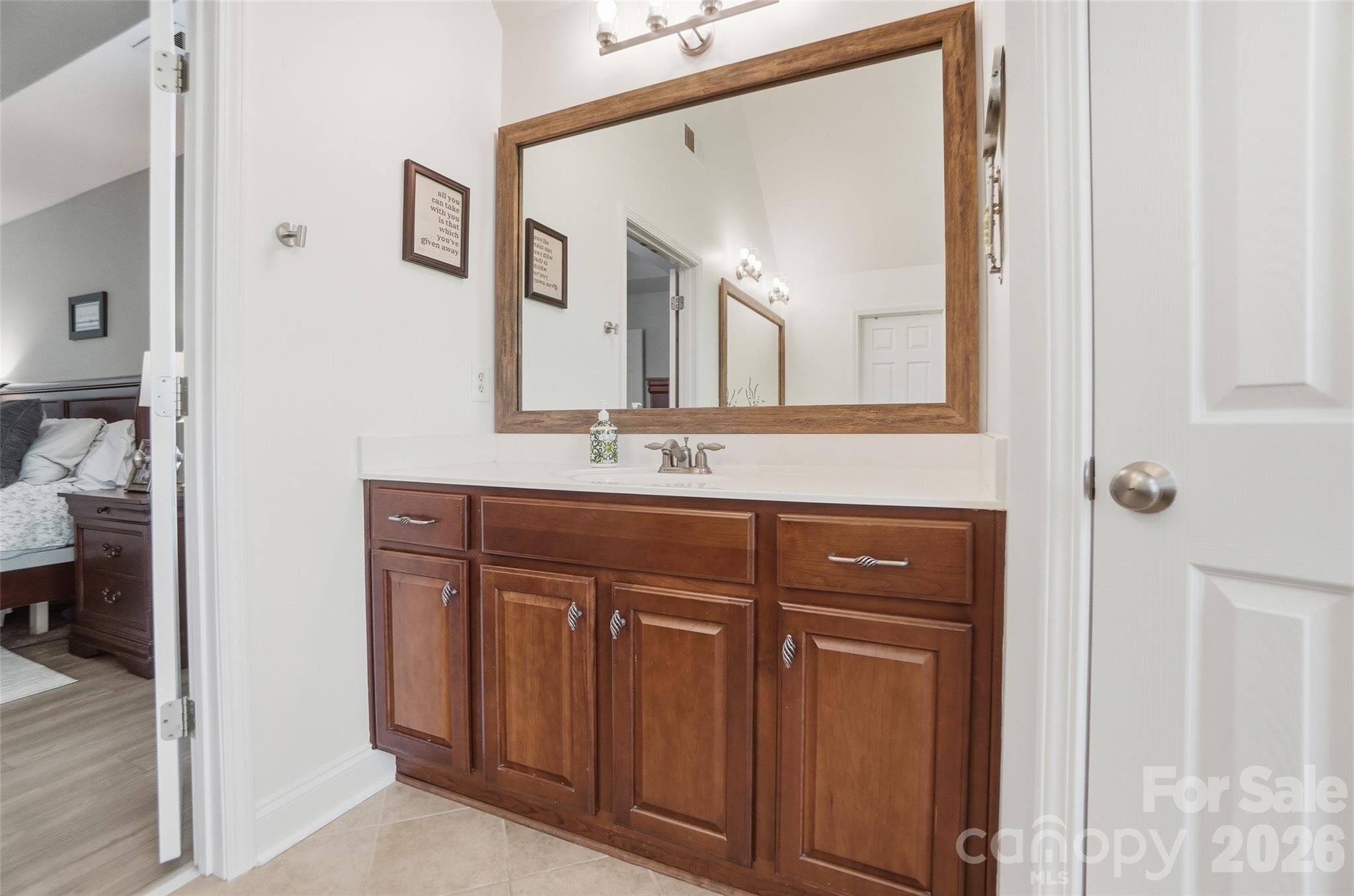 Lakeshore - Residential