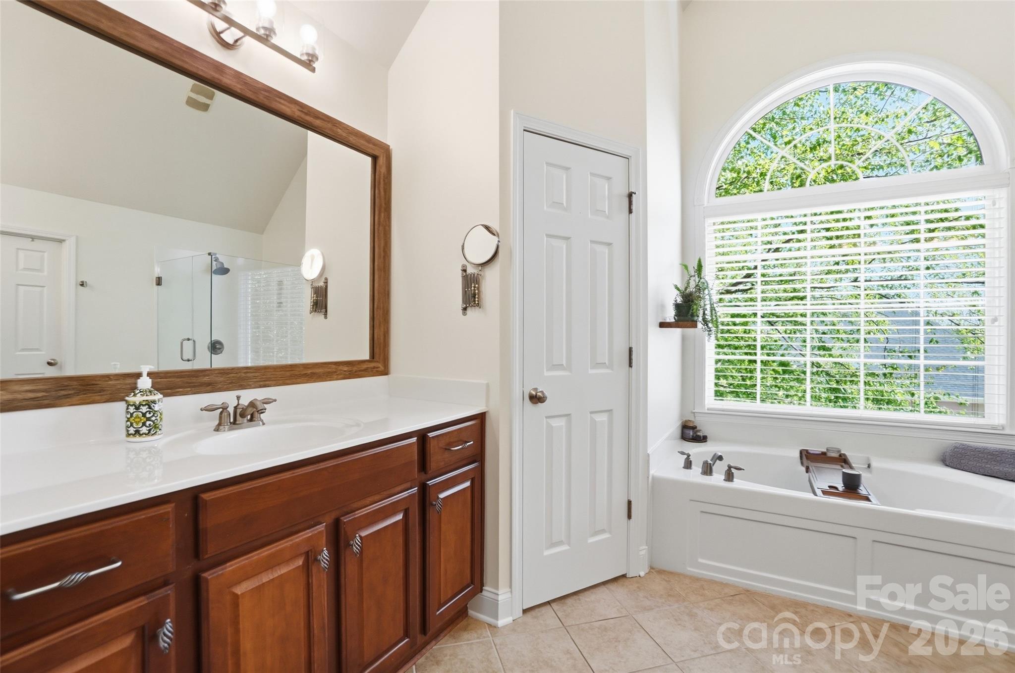 Lakeshore - Residential