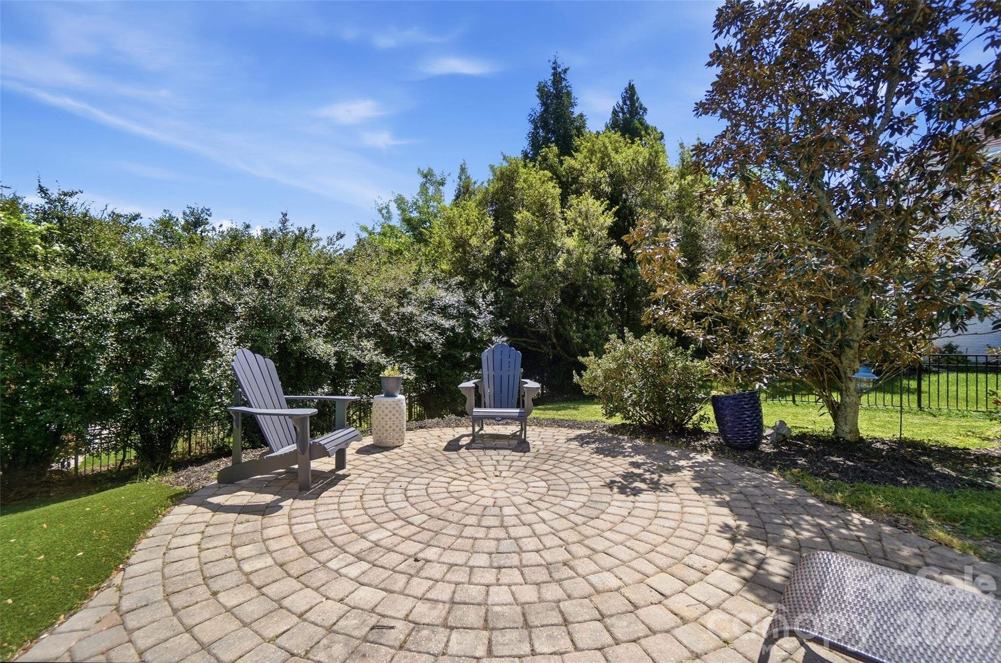 Lakeshore - Residential