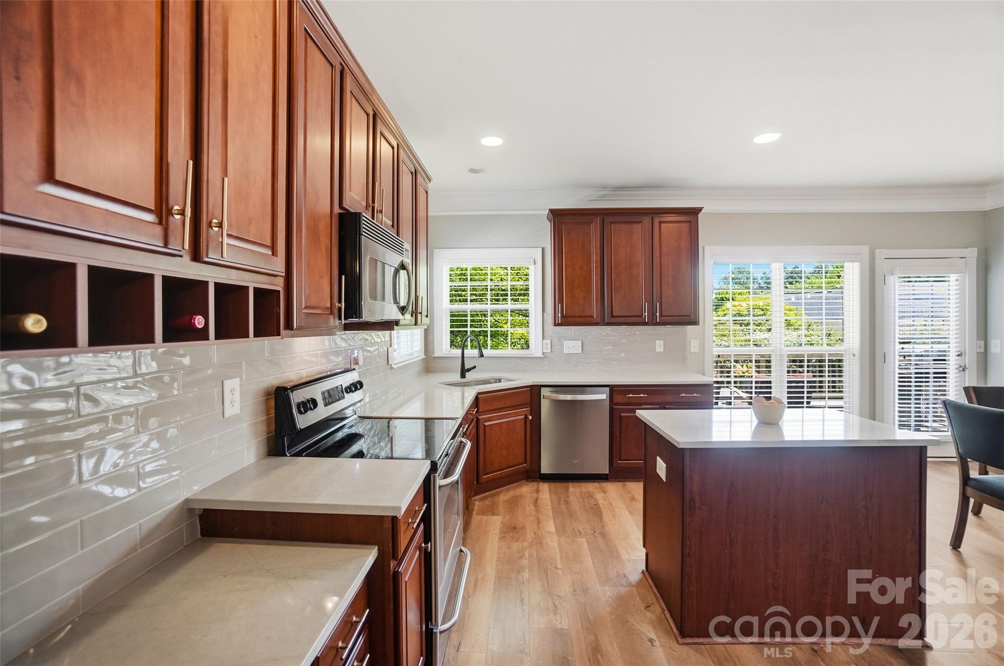 Lakeshore - Residential