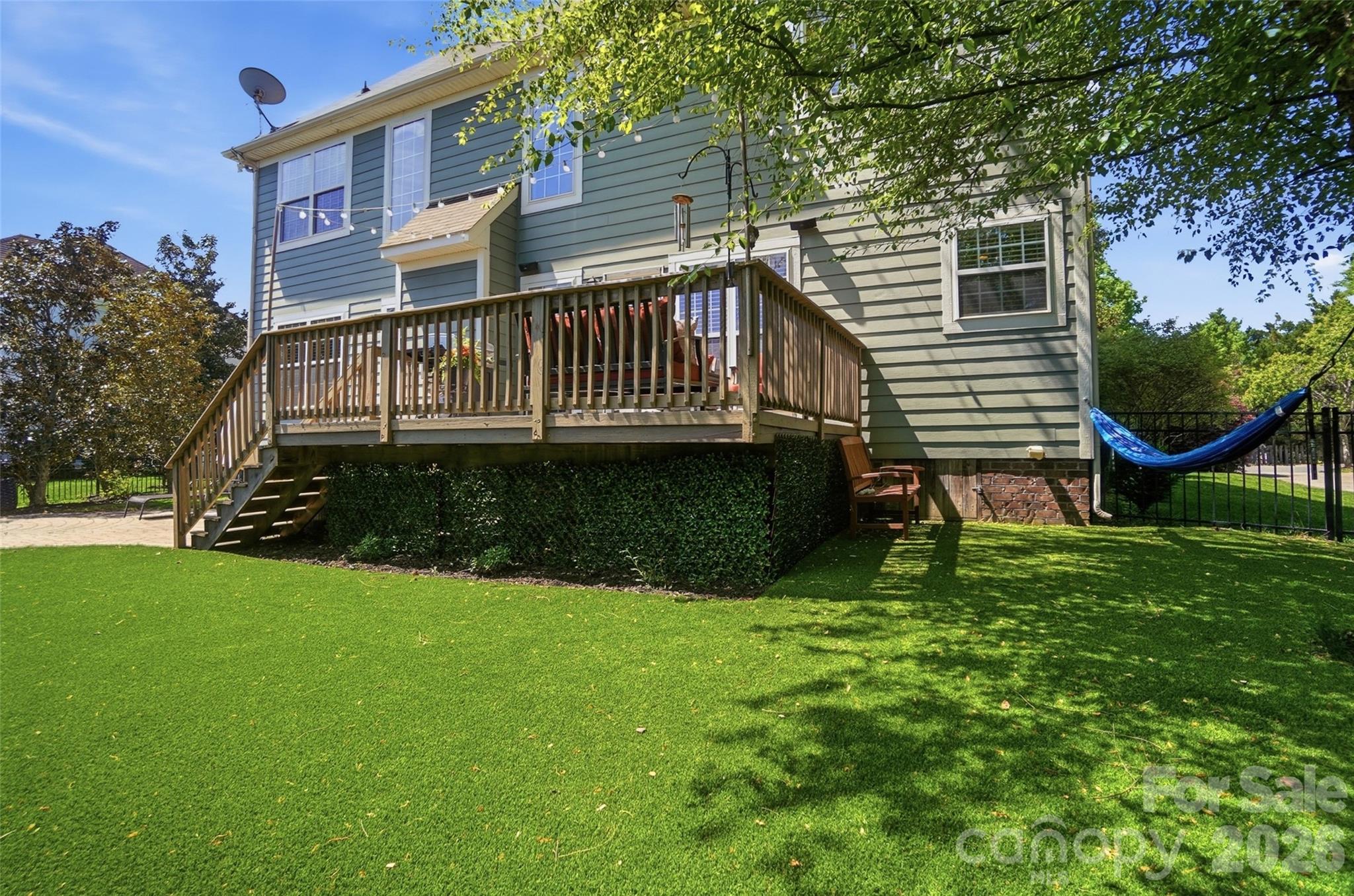 Lakeshore - Residential