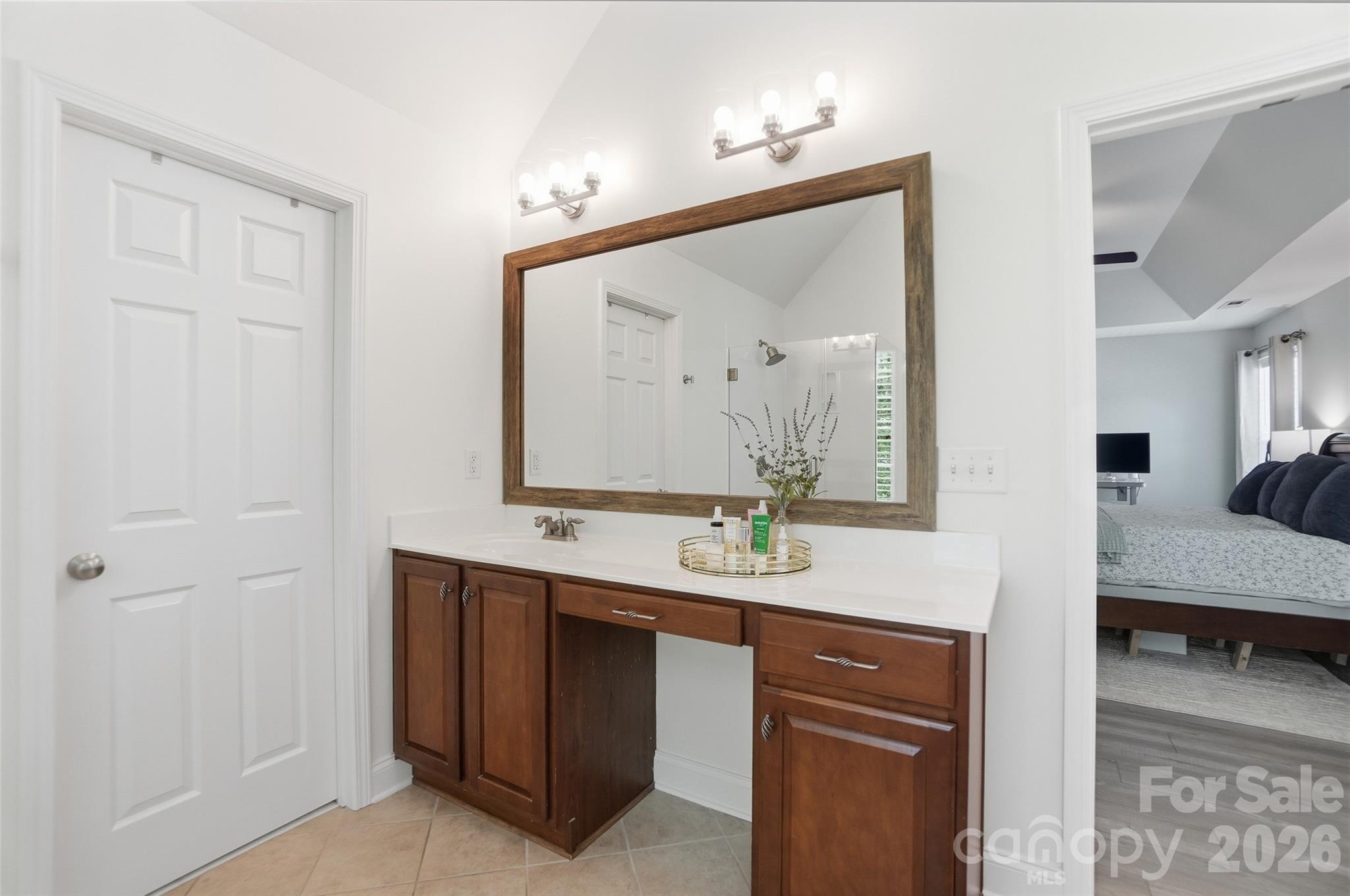 Lakeshore - Residential