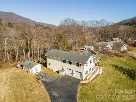 70 Midnight Lane Waynesville NC 28786