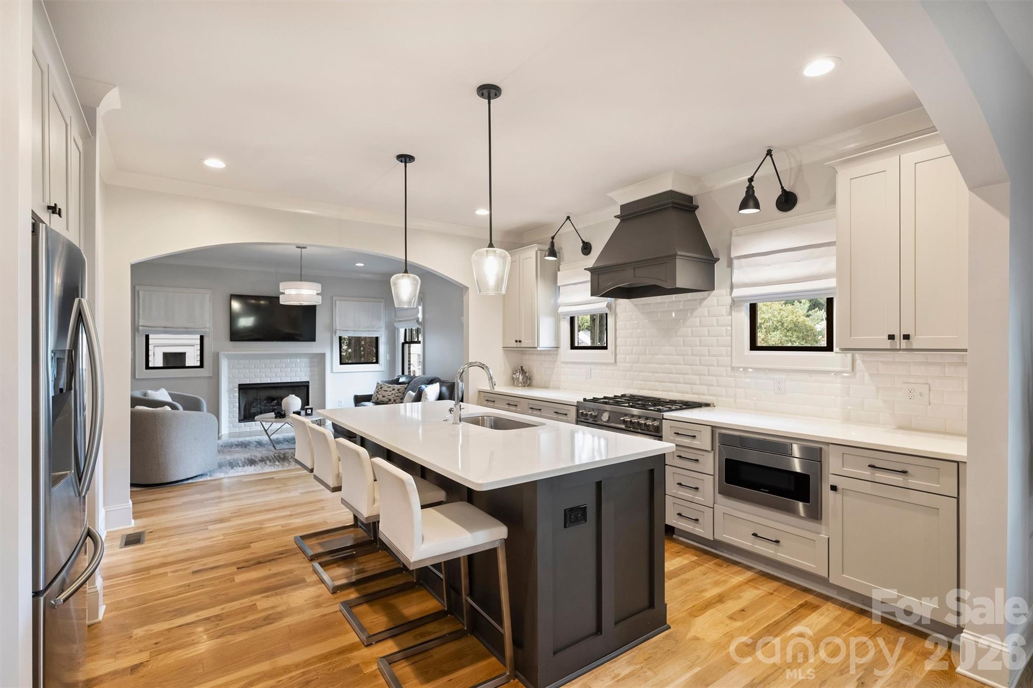 1514 Kensington Drive