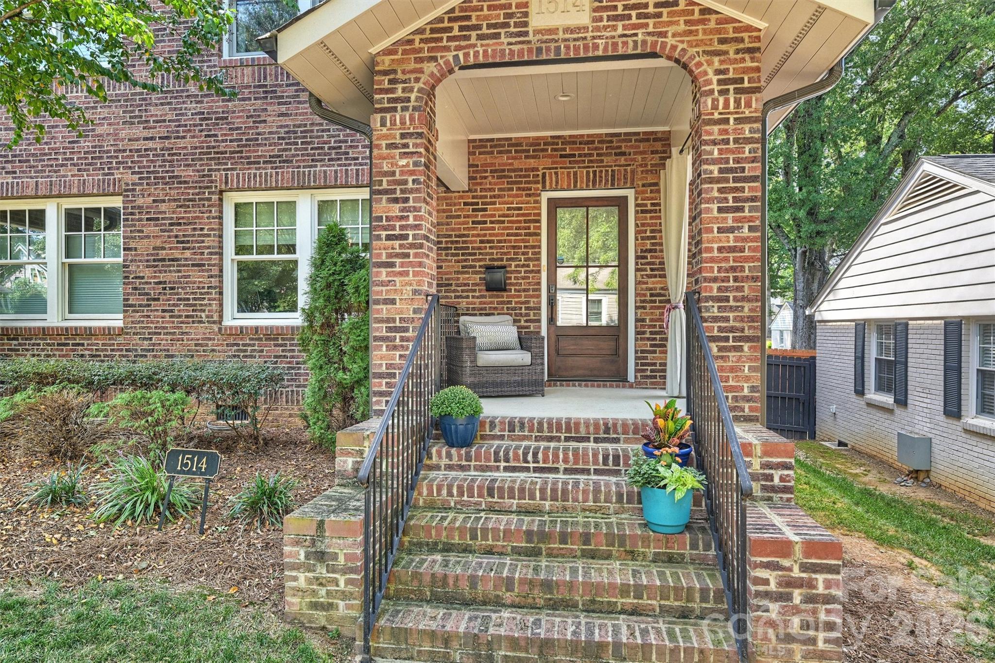 1514 Kensington Drive