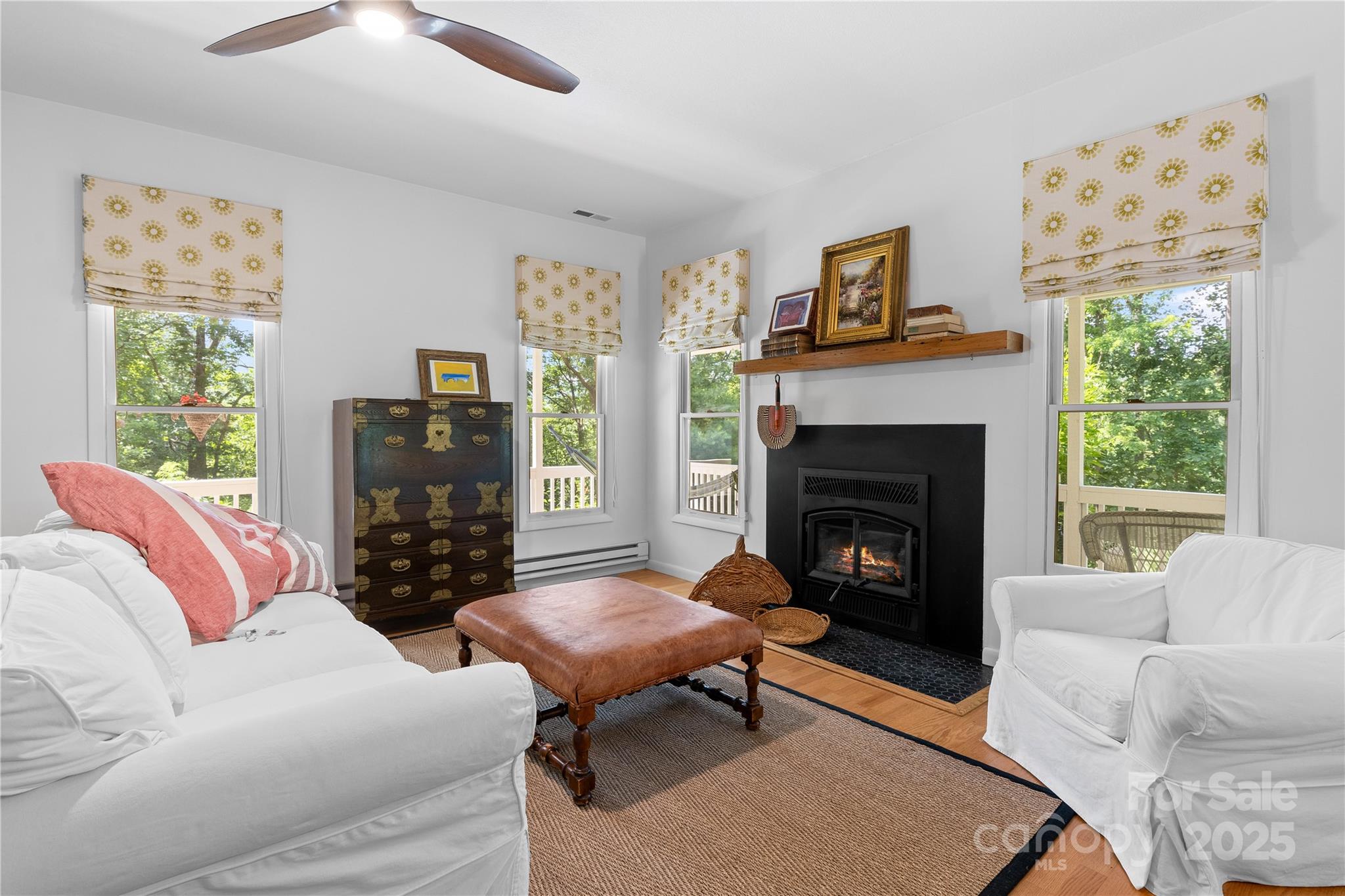 109 Paradise Circle