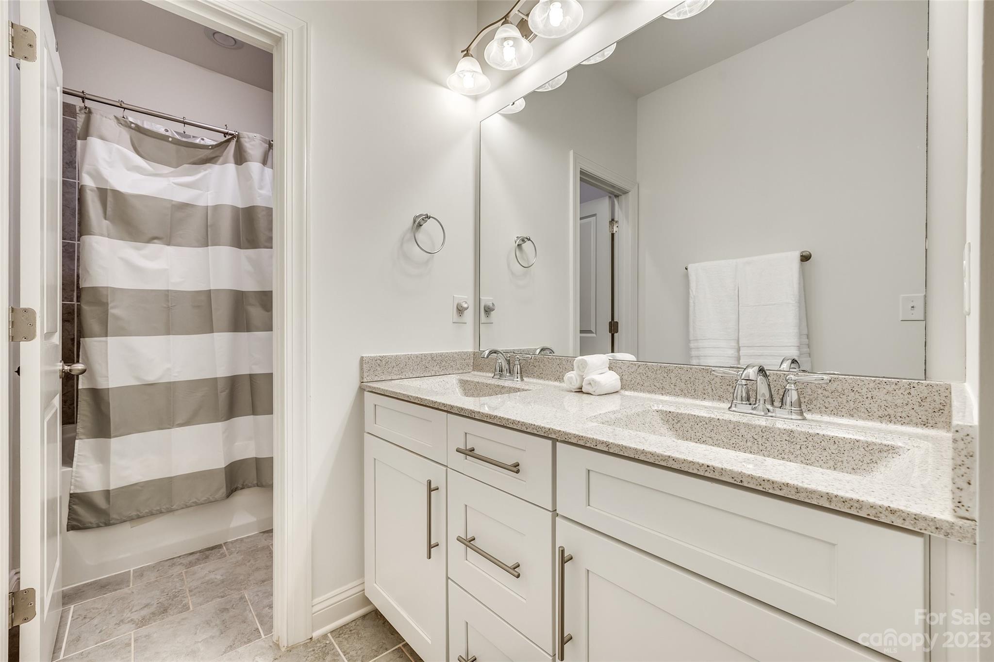 Riverchase - Residential