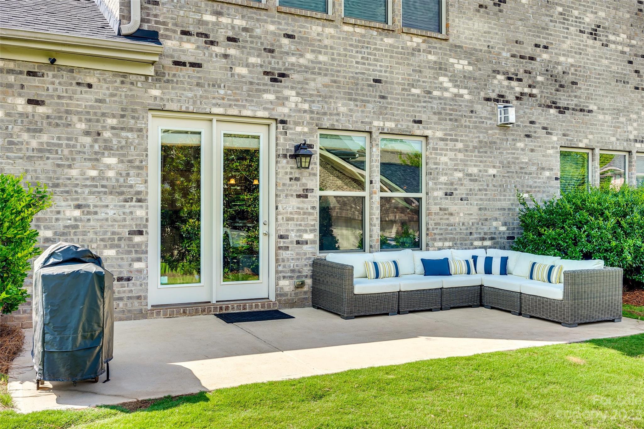 Riverchase - Residential