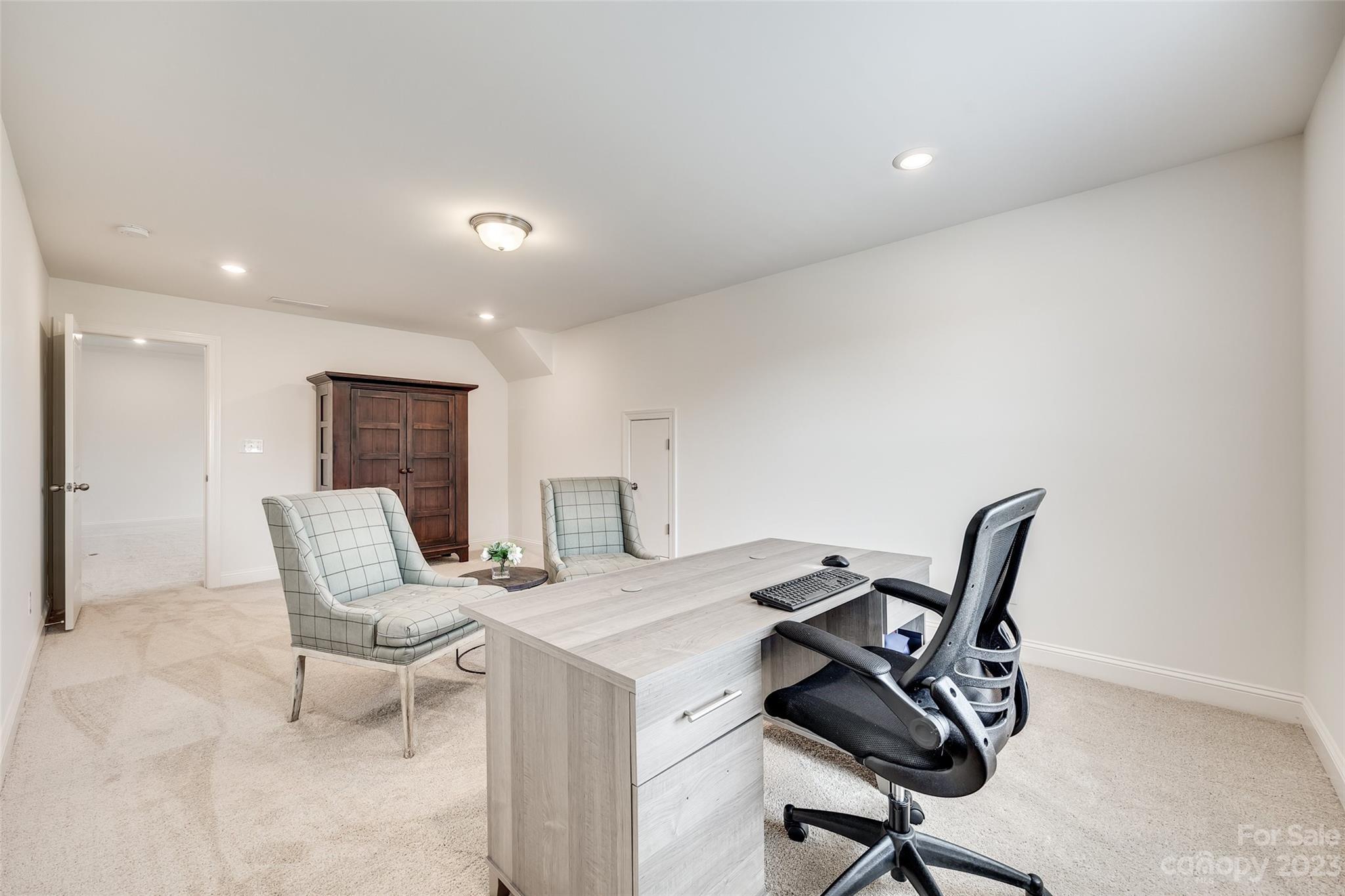 Riverchase - Residential