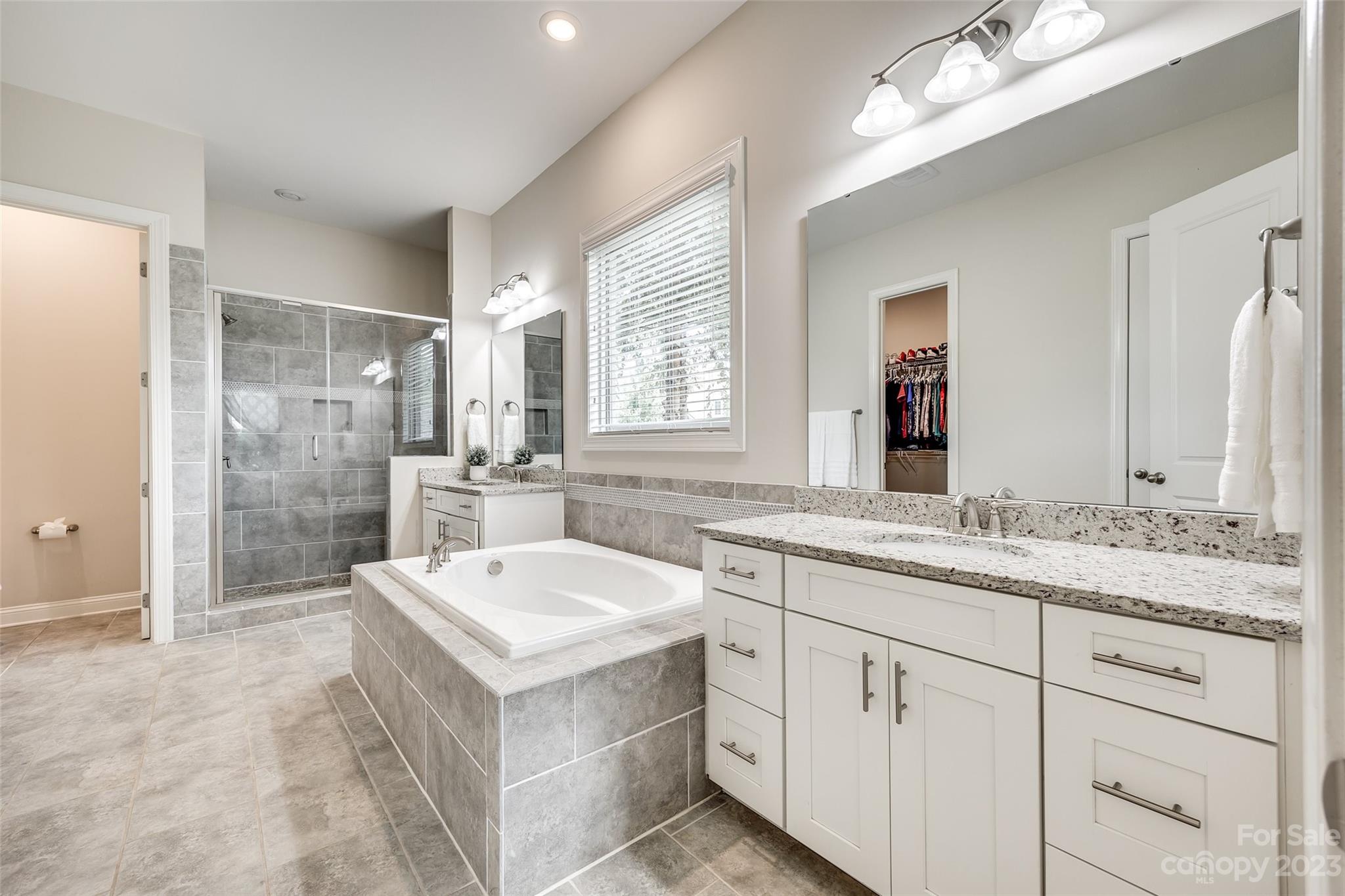 Riverchase - Residential