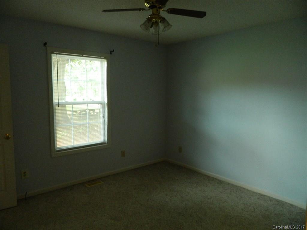 Riverside Drive - Residential Lease