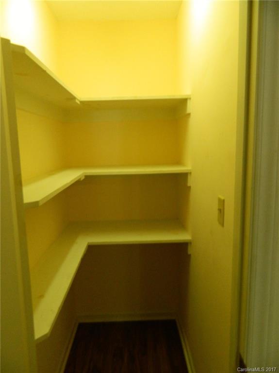 Riverside Drive - Residential Lease