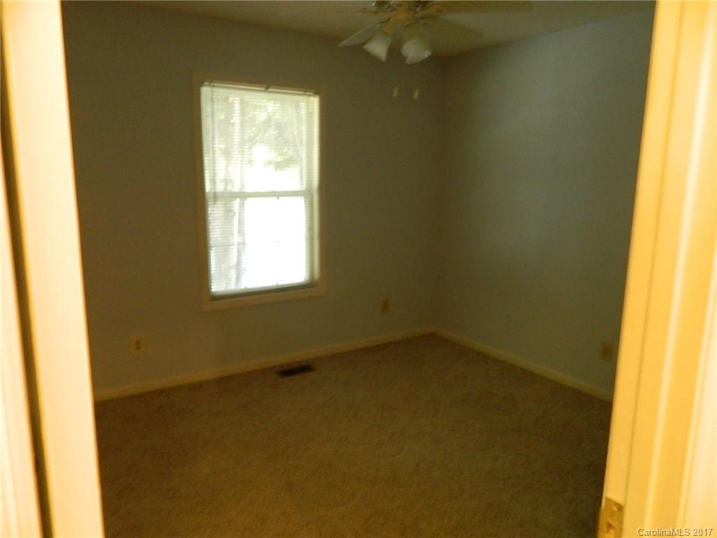 Riverside Drive - Residential Lease