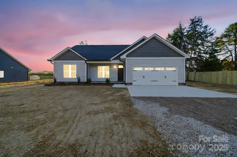 7657 Tuckaseegee Road Kannapolis NC 28081