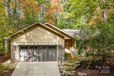 Photo of 703 Kanasgowa Drive, Brevard, NC 28712 (MLS # 4311962)