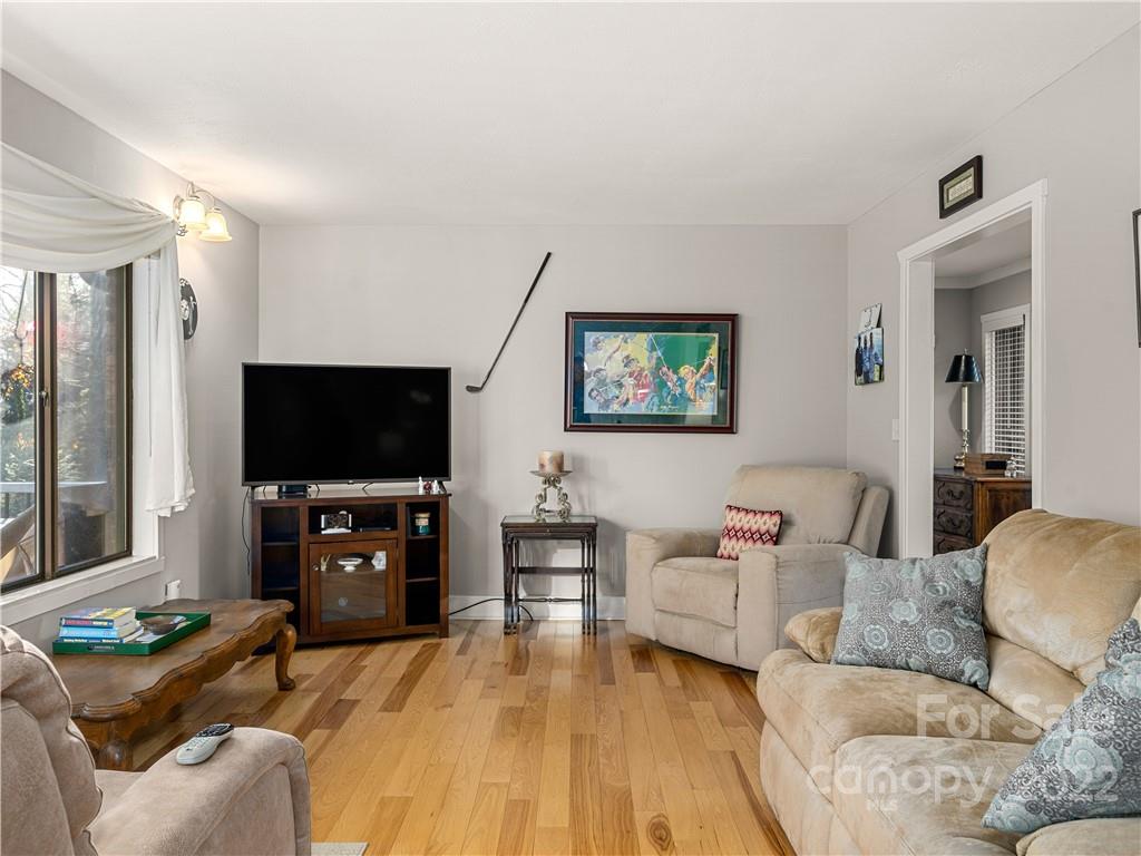 Crooked Creek - Residential