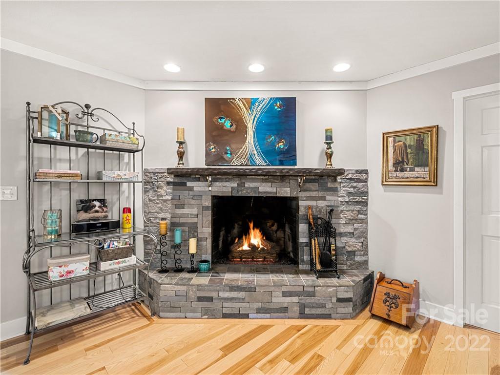 Crooked Creek - Residential