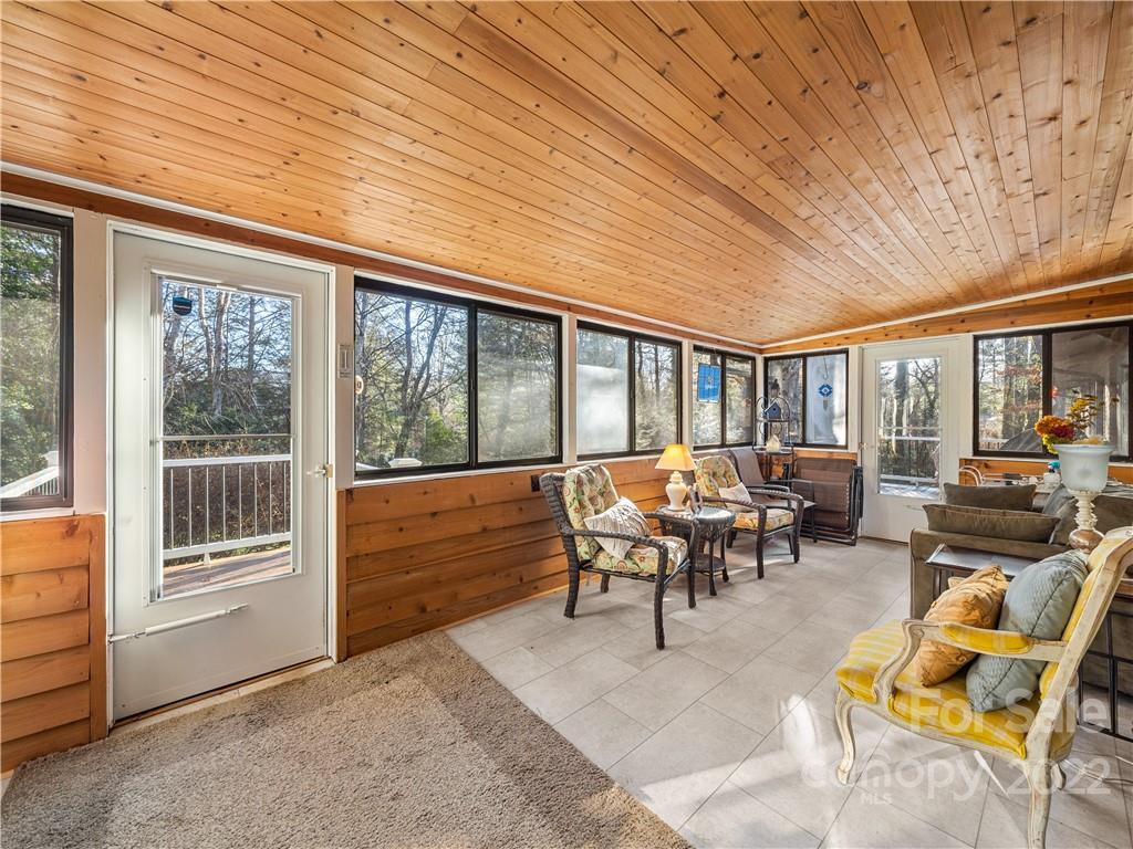 Crooked Creek - Residential