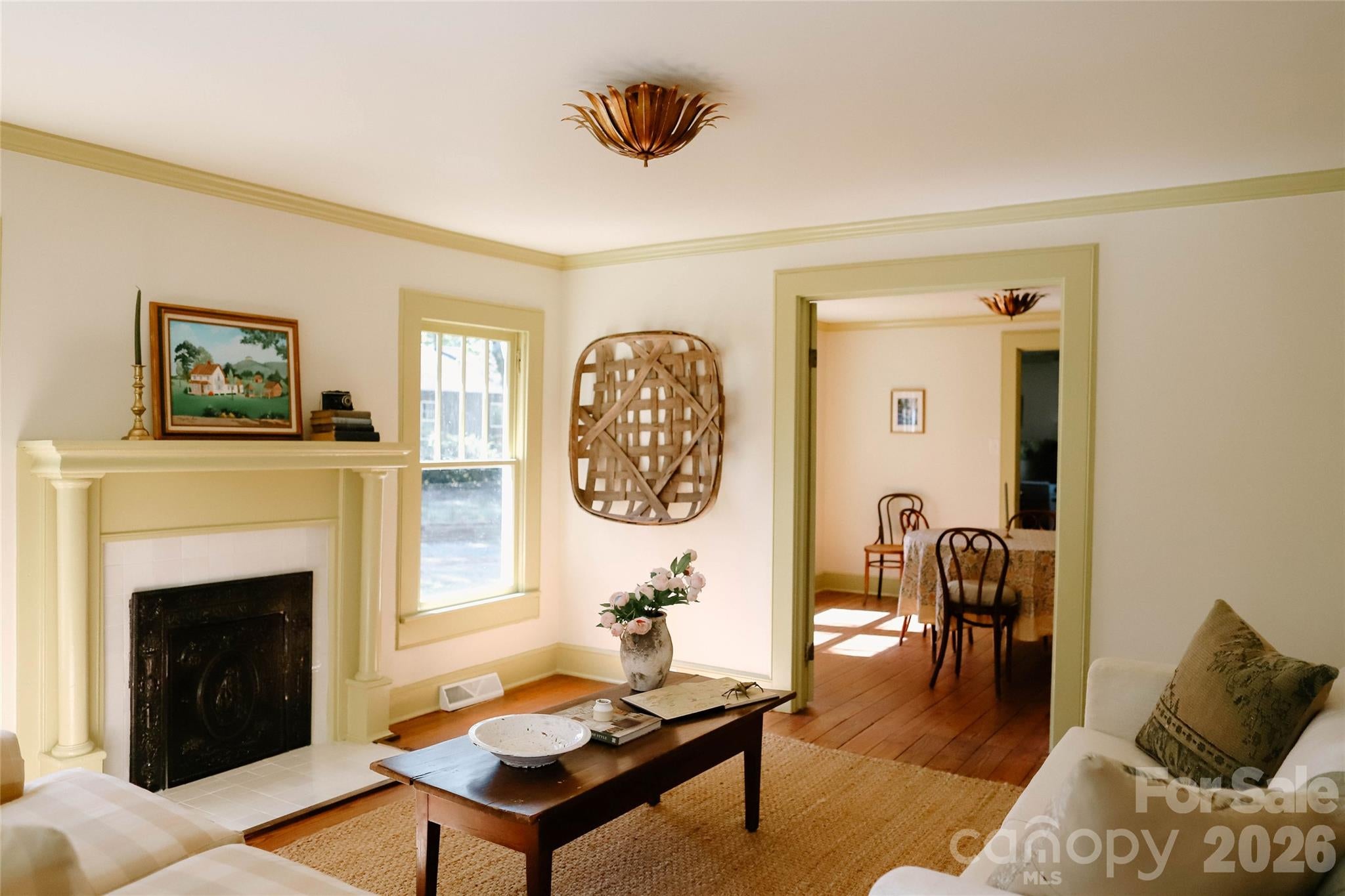 215 Krimminger Avenue SE