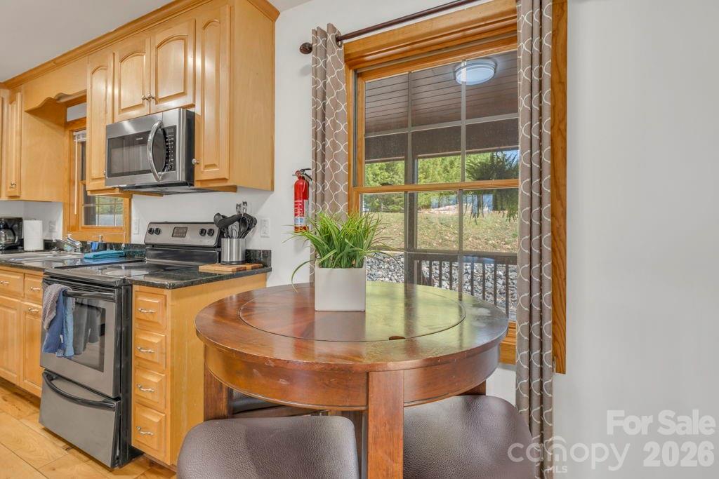 672 Cedar Trail