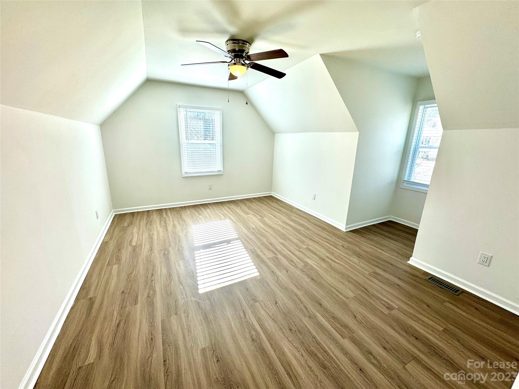 Country Club Heights - Residential Lease