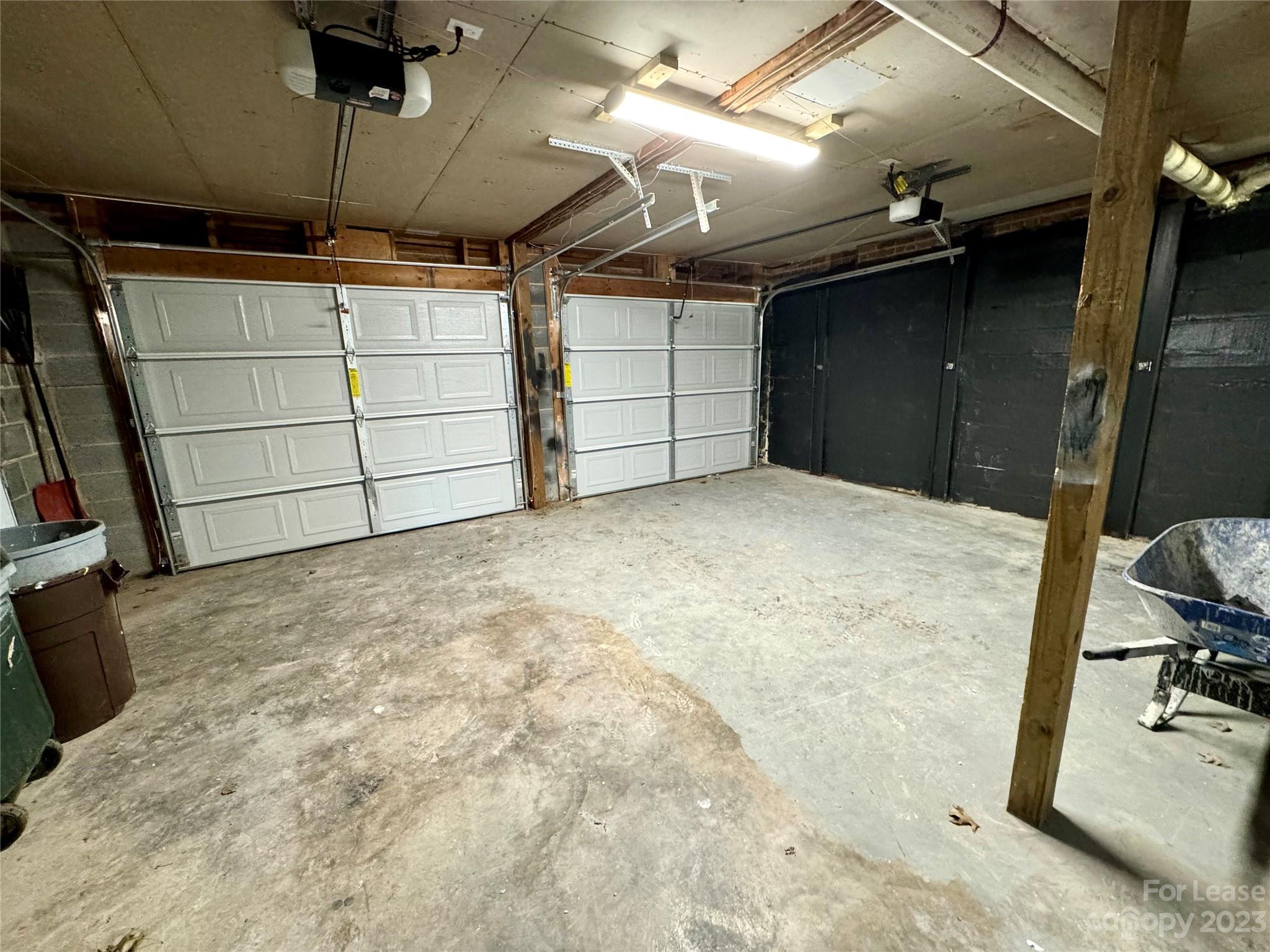 Country Club Heights - Residential Lease