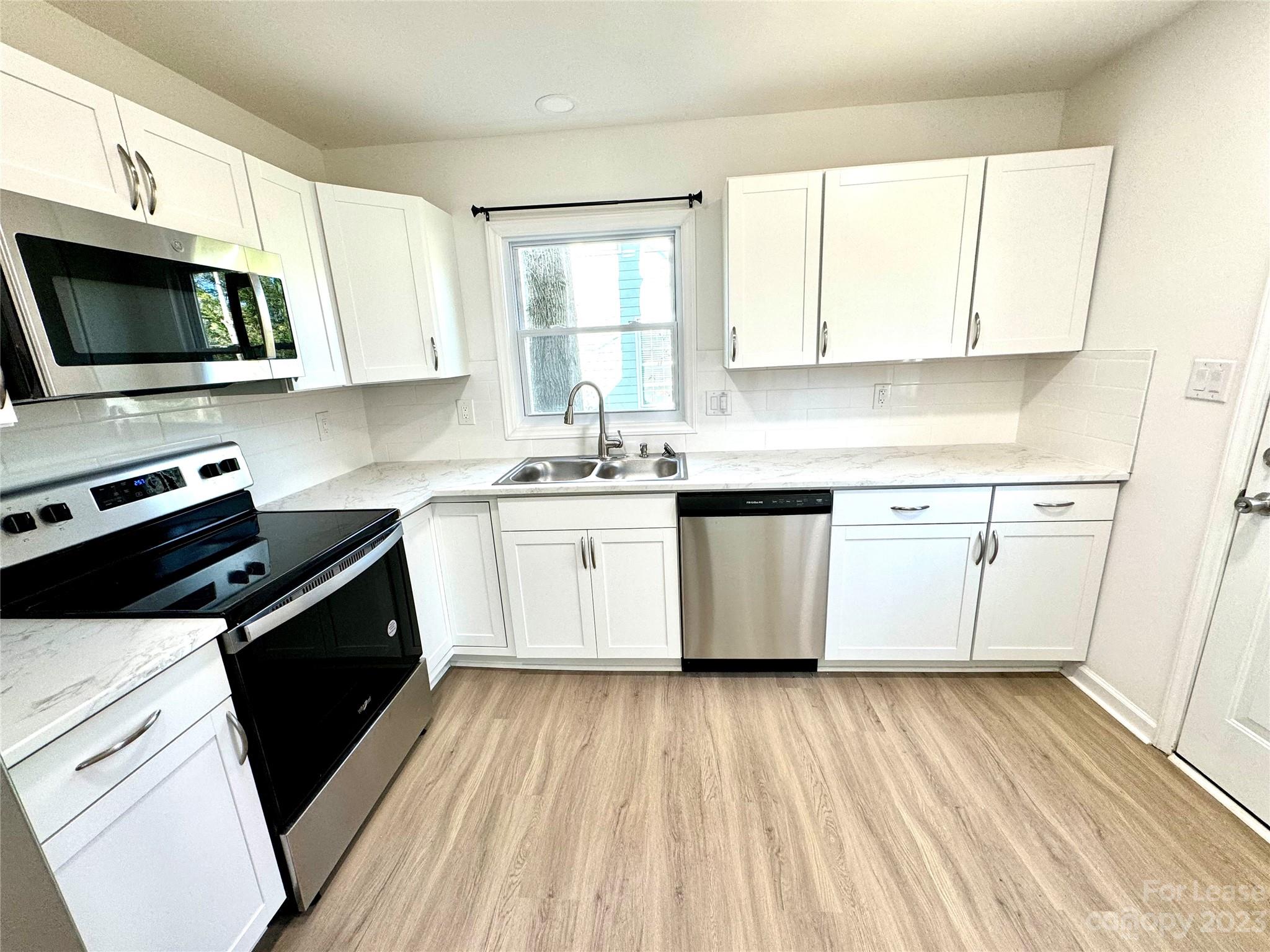 Country Club Heights - Residential Lease
