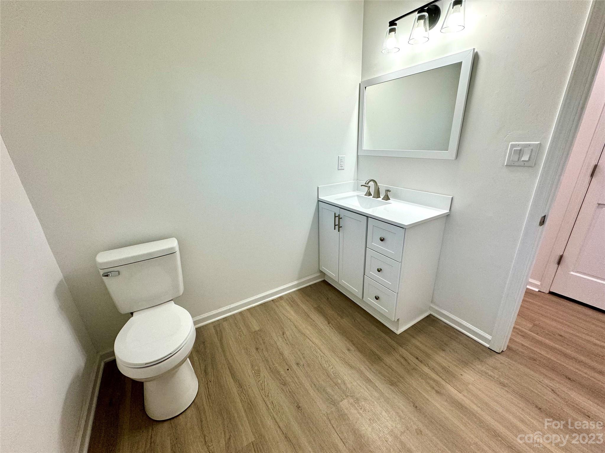 Country Club Heights - Residential Lease