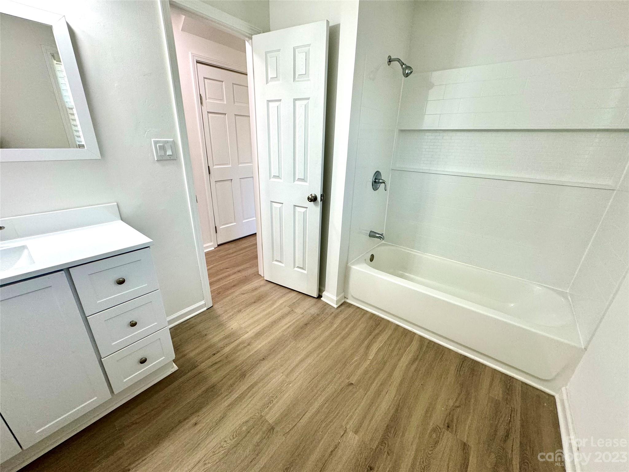Country Club Heights - Residential Lease