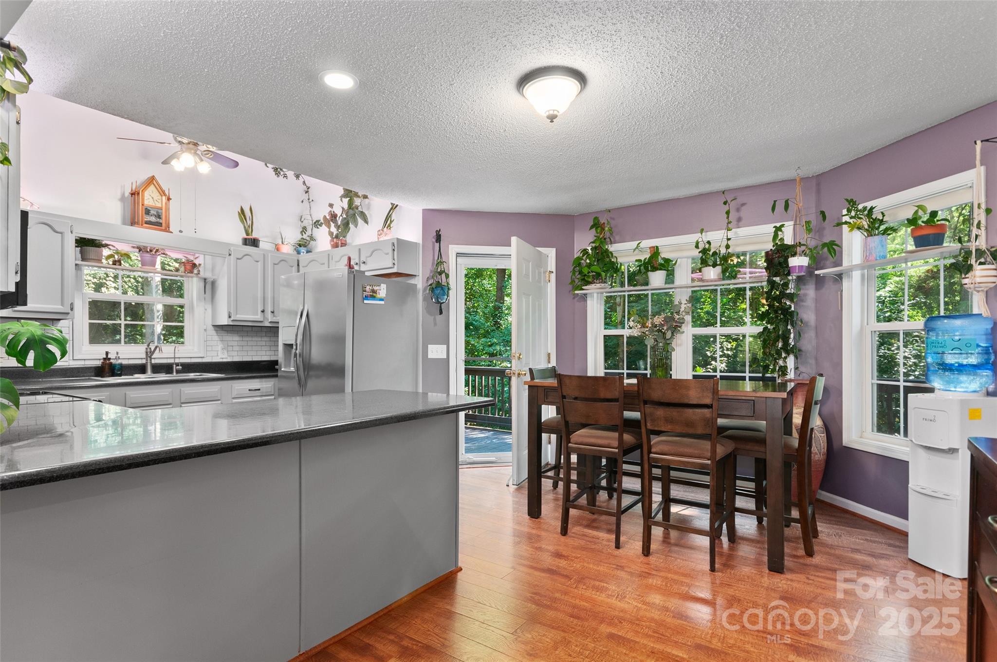 28 Grove Garden Avenue
