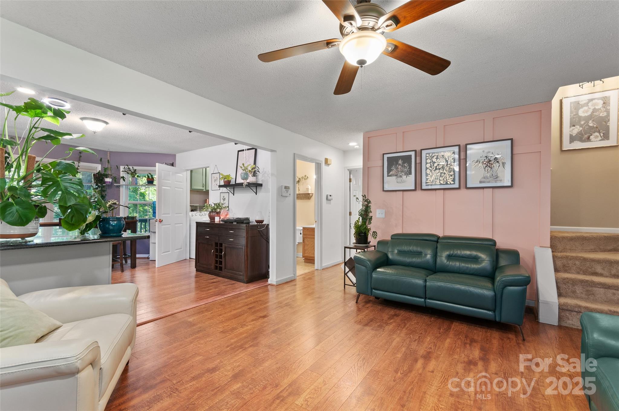 28 Grove Garden Avenue