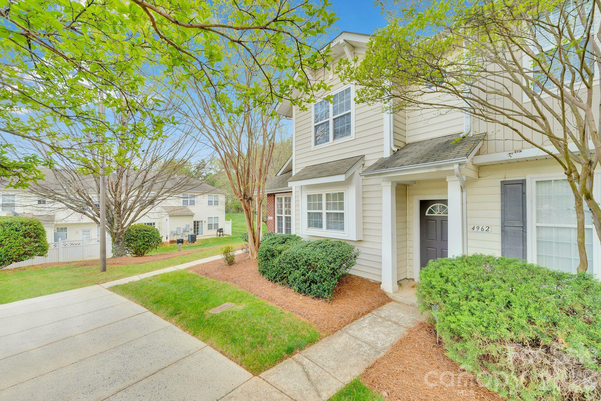 Villages of Avonlea - Residential