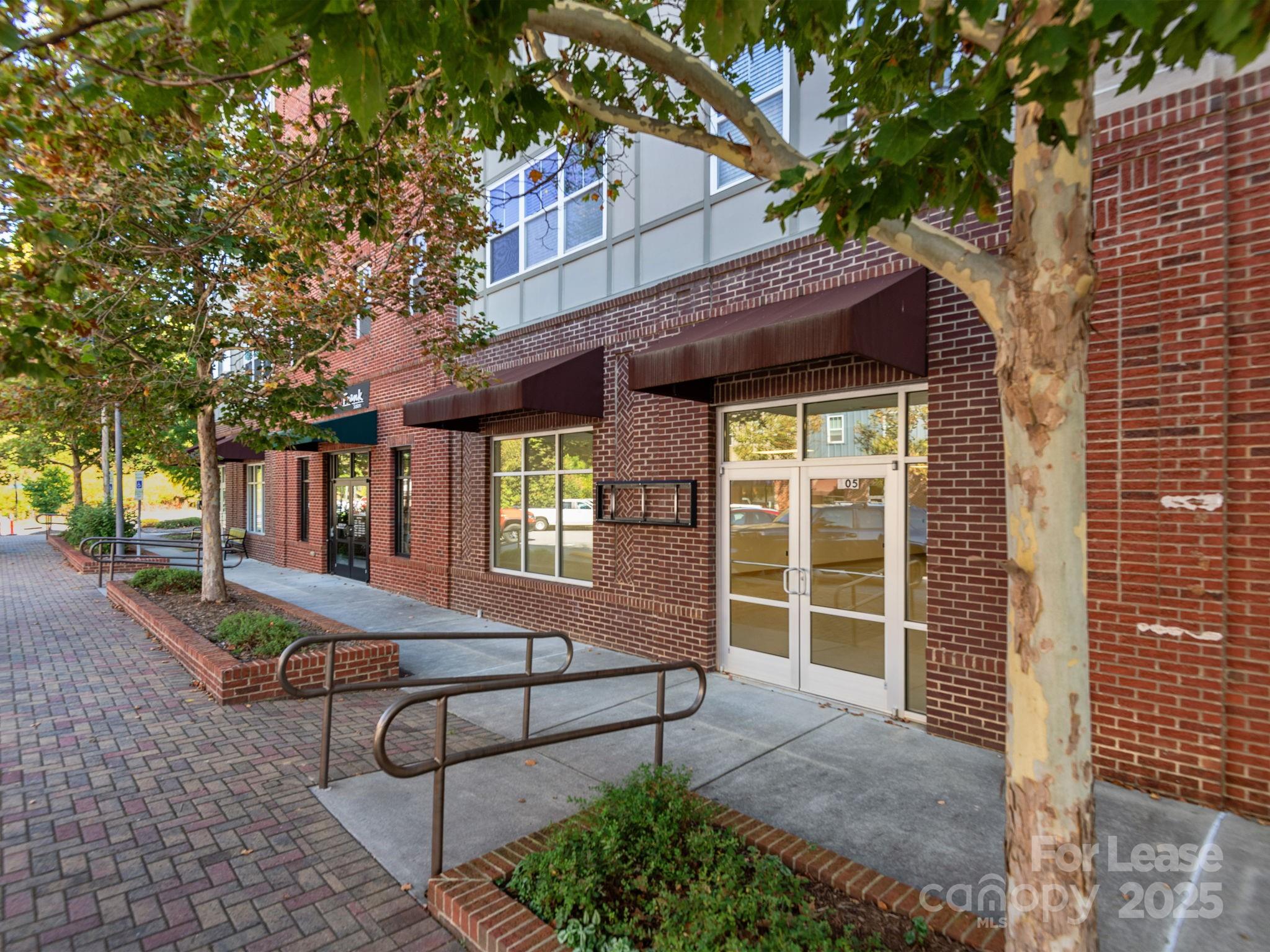 61 N Merrimon Avenue 105