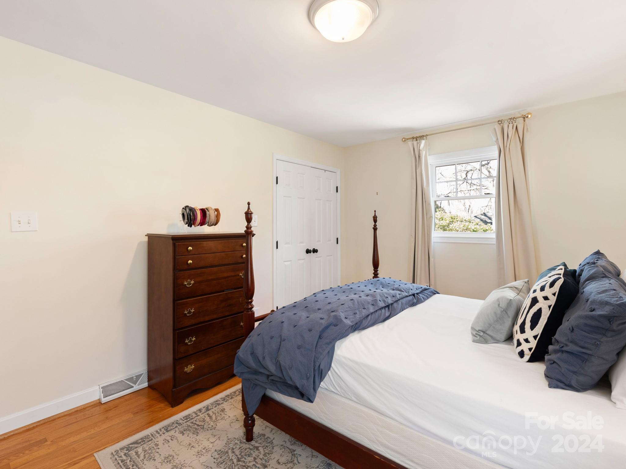 Sherwood Forest - Residential