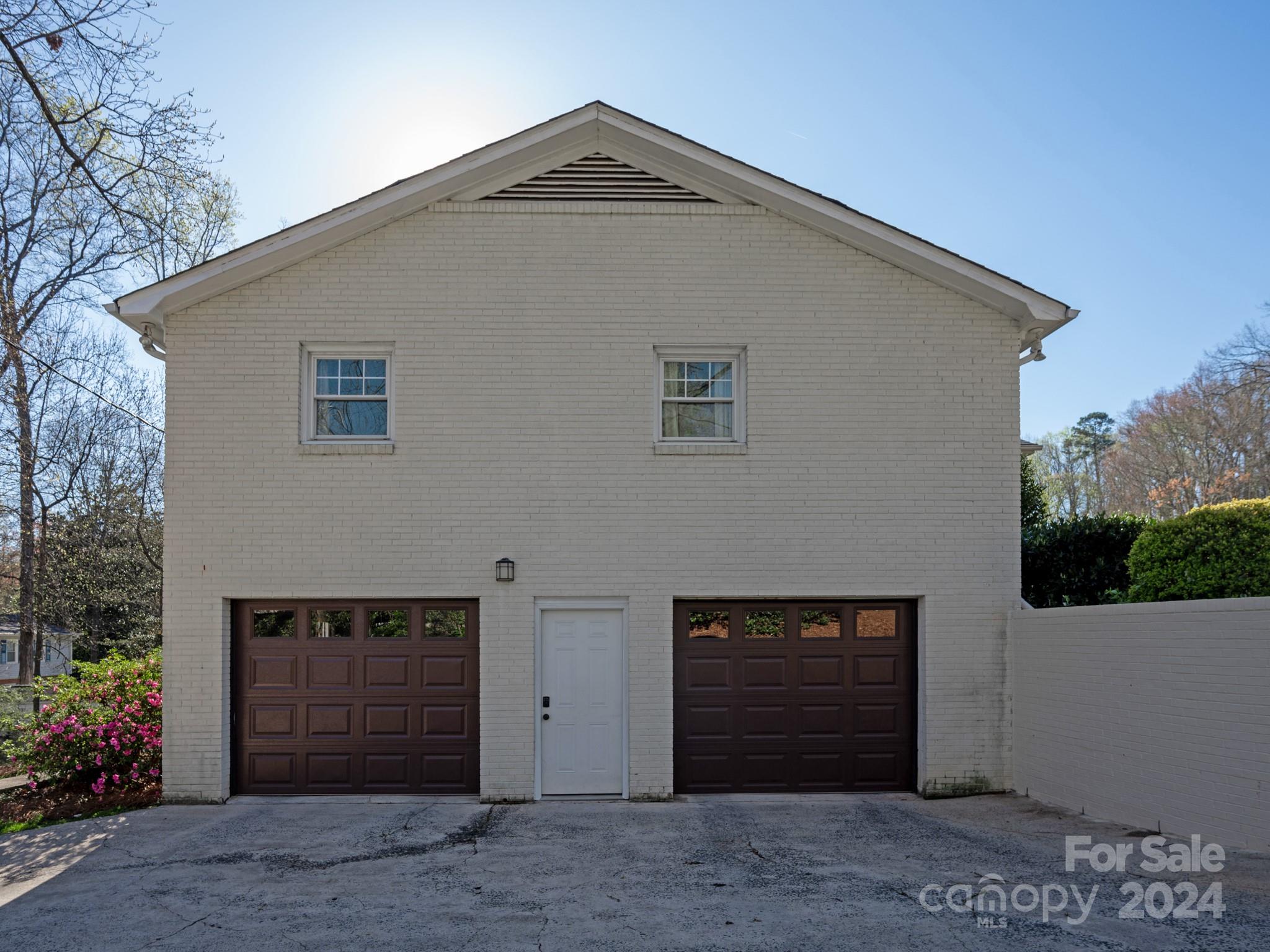 Sherwood Forest - Residential