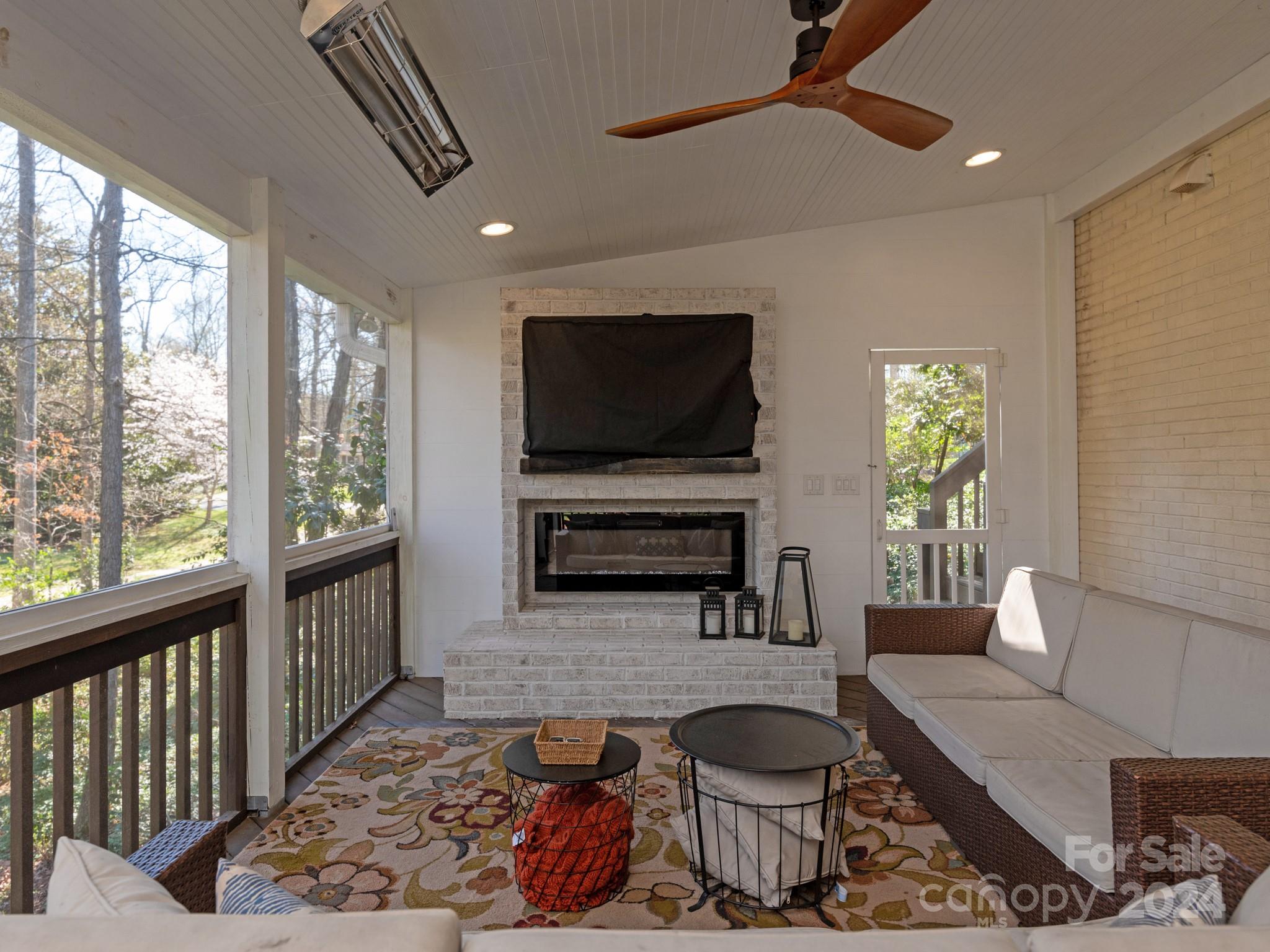 Sherwood Forest - Residential