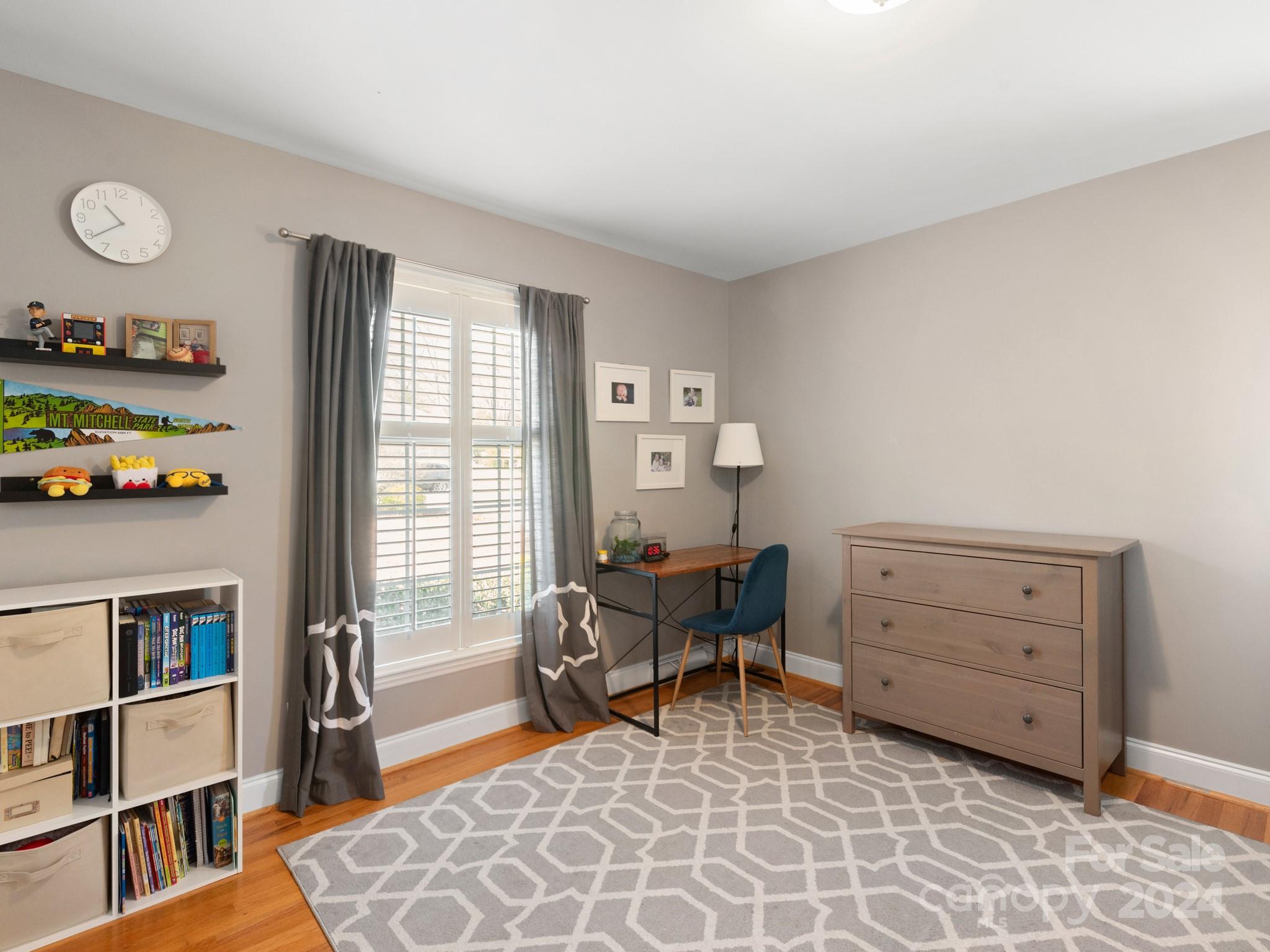 Sherwood Forest - Residential