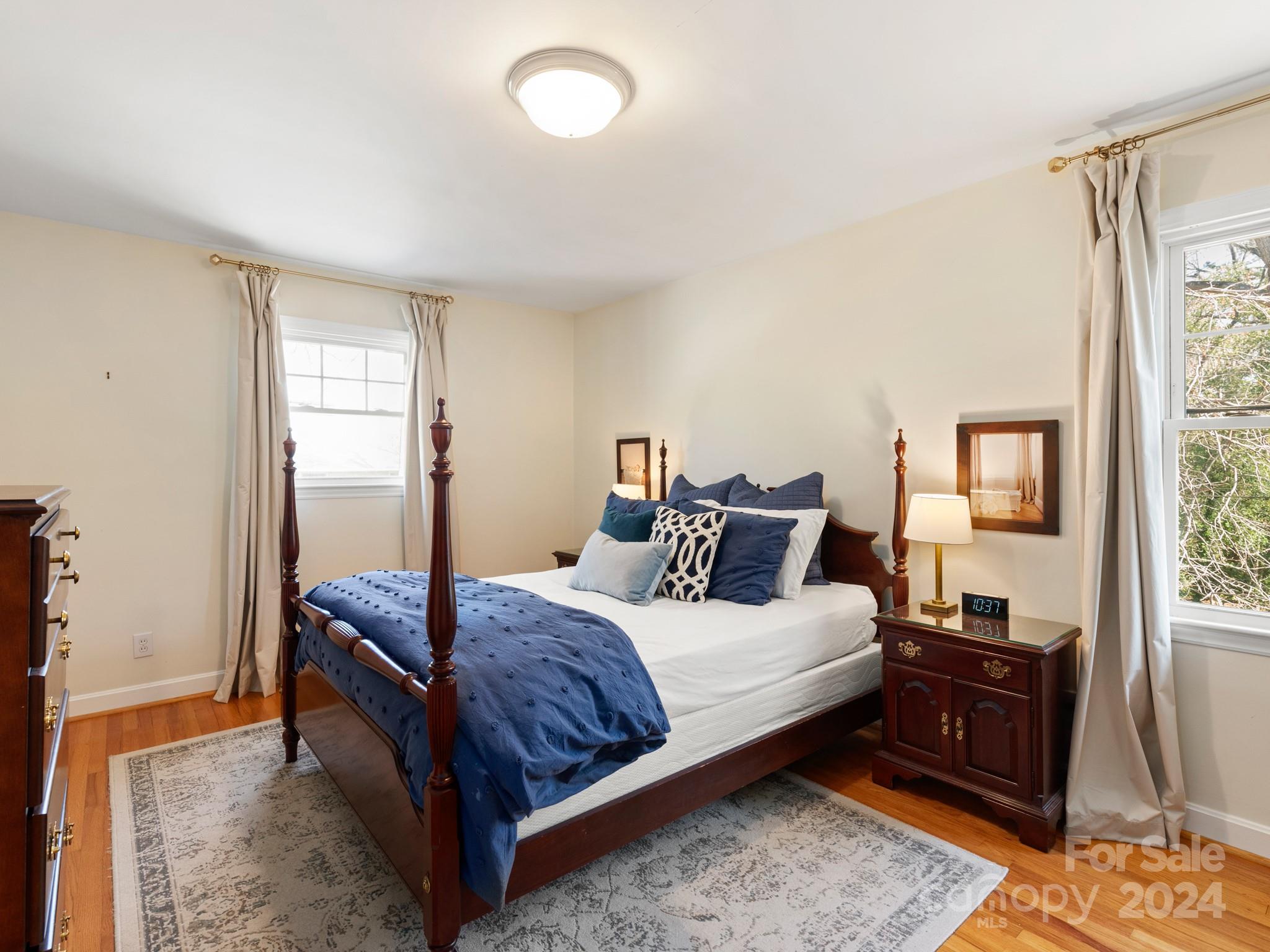 Sherwood Forest - Residential